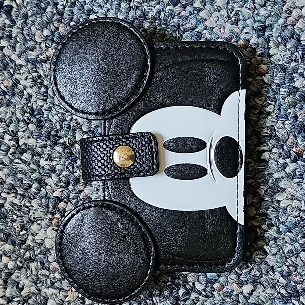 Mickey Mouse Accordion Card Holder
